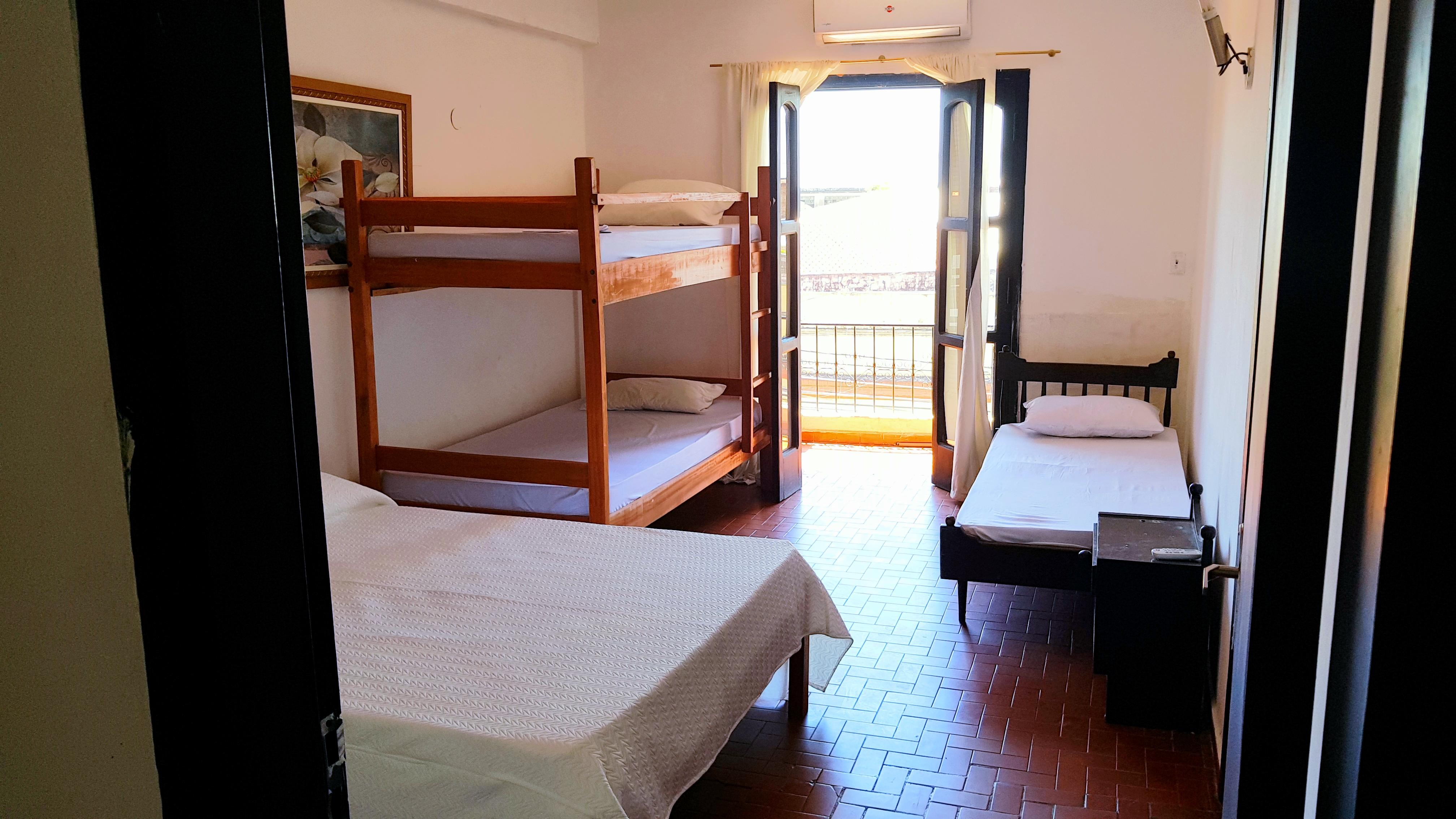 Costanera Hostel อะซุนซิออง ภายนอก รูปภาพ